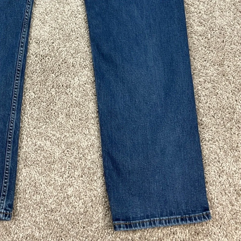 Levi's Jeans Mens 38x32 Medium Wash Straight Leg Flat Front 5 Pocket Denim Twill